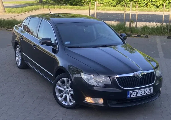 samochody osobowe Skoda Superb cena 21400 przebieg: 278800, rok produkcji 2009 z Zwoleń